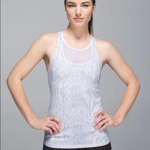 Lululemon tank